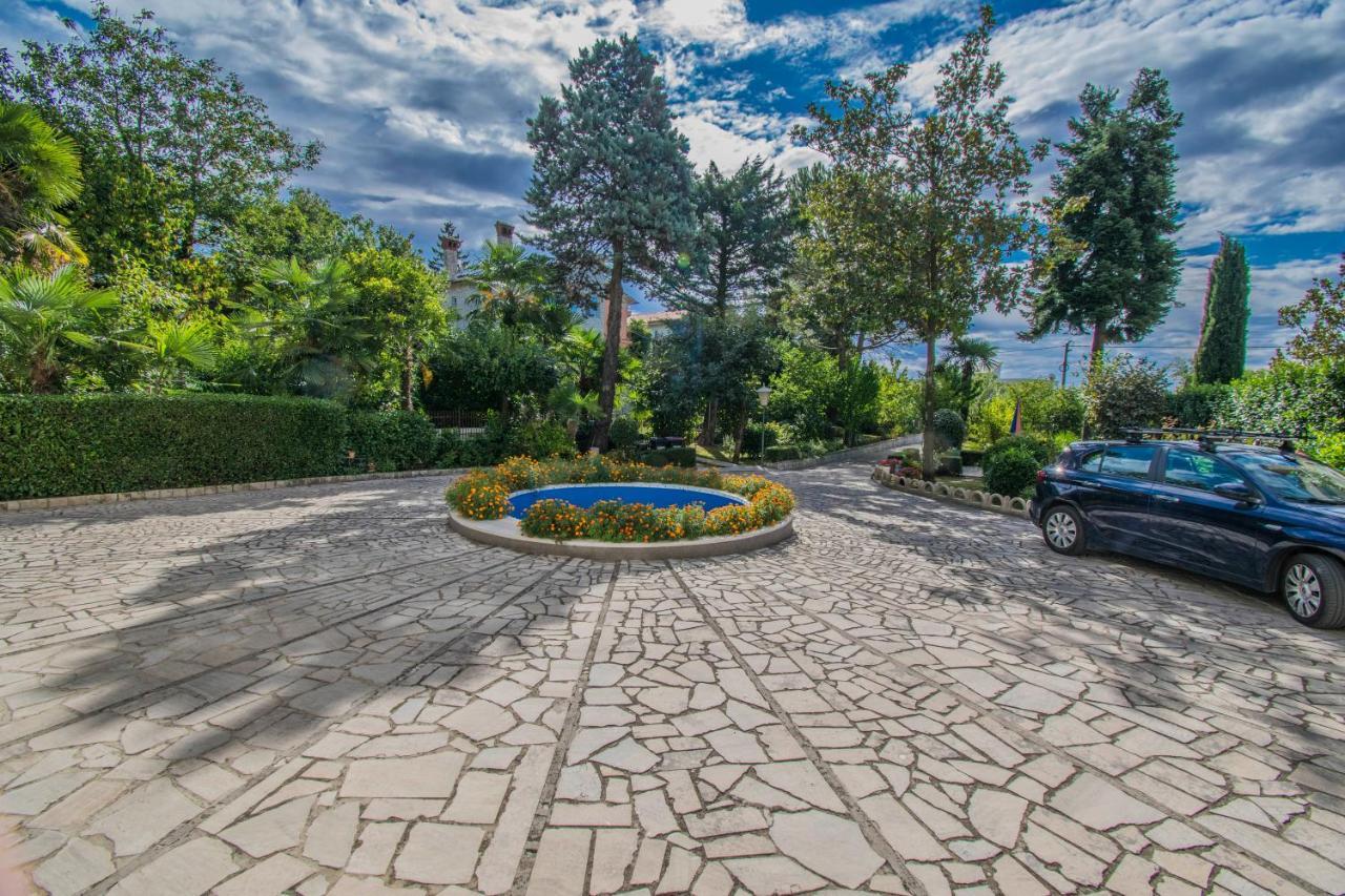 Apartments Anita Near Opatija With Private Parking Matulji Exterior photo