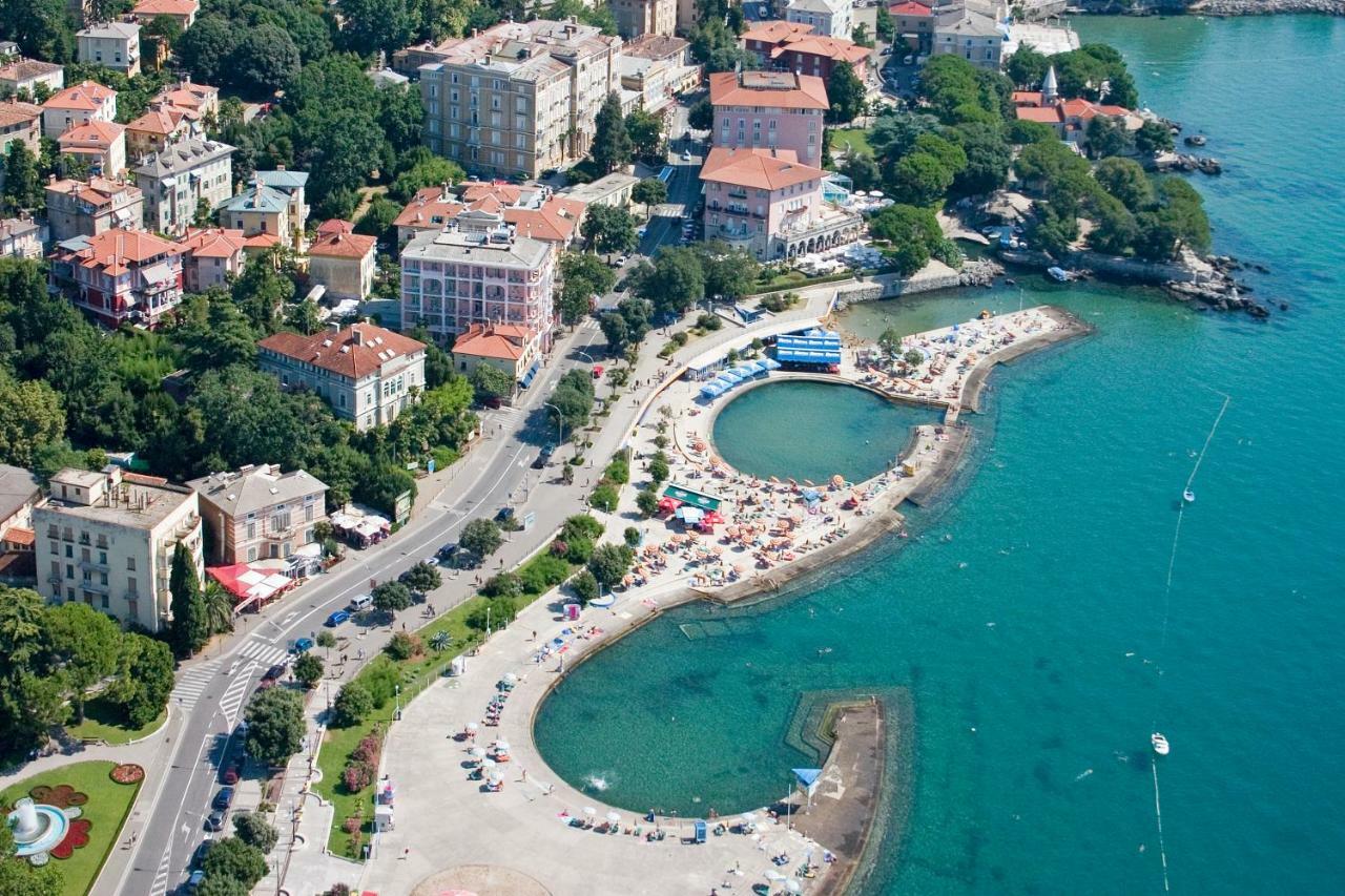 Apartments Anita Near Opatija With Private Parking Matulji Exterior photo