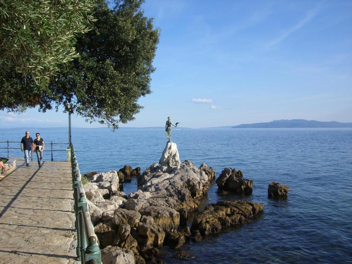Apartments Anita Near Opatija With Private Parking Matulji Exterior photo