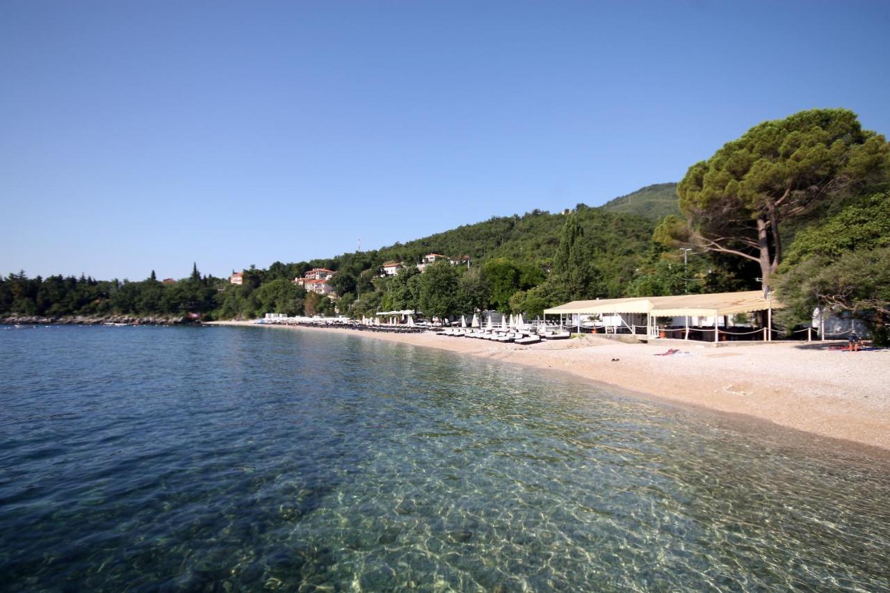 Apartments Anita Near Opatija With Private Parking Matulji Exterior photo
